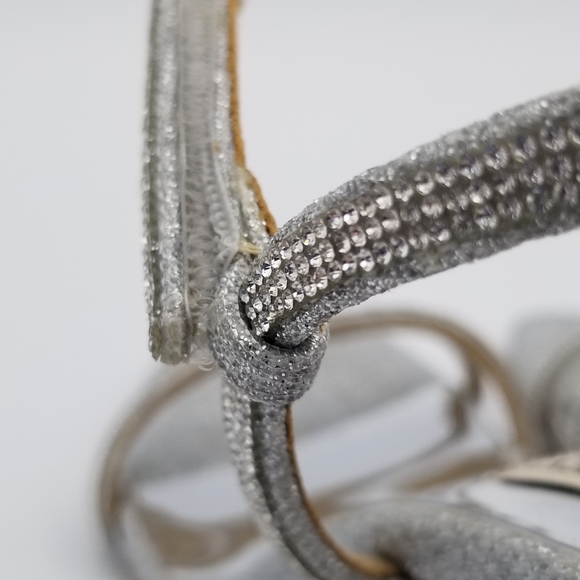 Badgley Mischka Firey Bejeweled Block Heel Sandals, Silver Glitter, Women's Sz 8 - Picture 6 of 16
